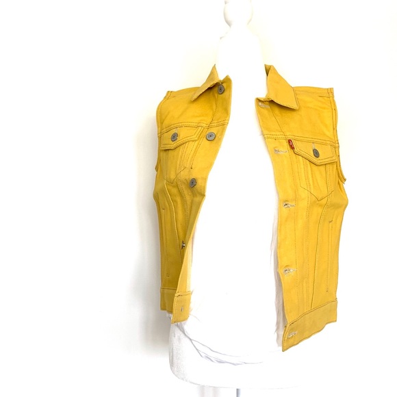 LEVI’S Mustard Denin Vest - Picture 2 of 5